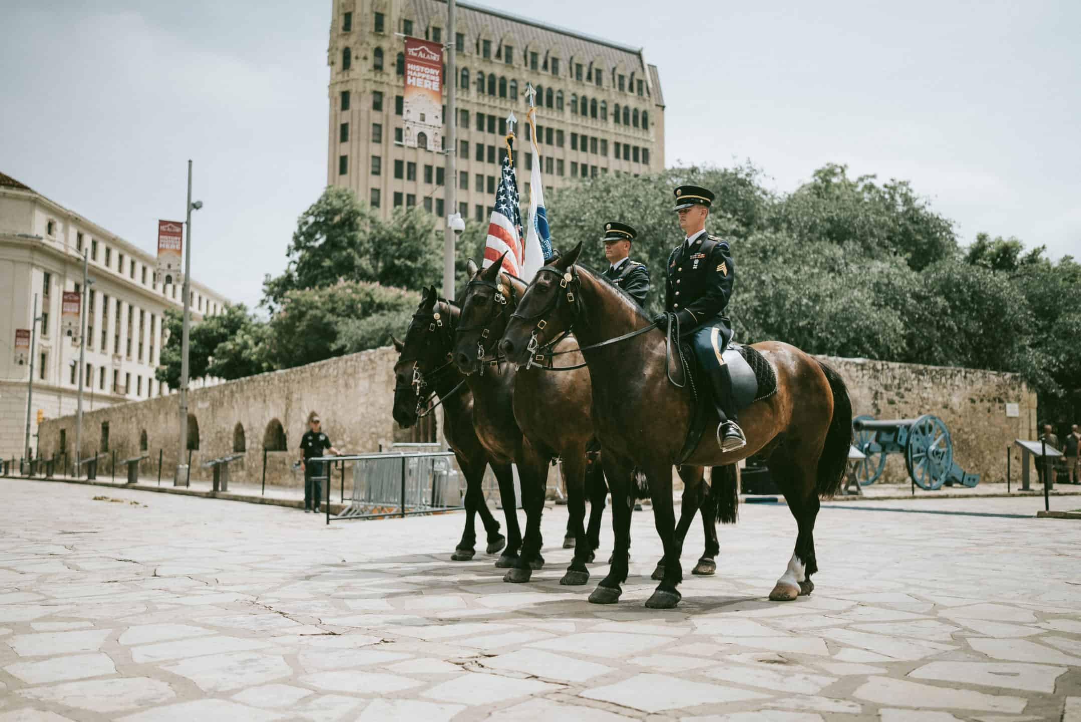 Give Pillar of San Antonio